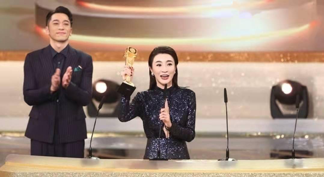 开心！视后林夏薇认创造历史，成站上TVB最高领奖台首位内地演员 - 8