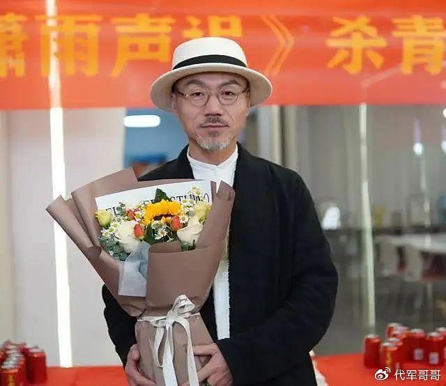 娱乐圈再传噩耗！52岁“爽剧”演员肖万阁，因急性肠穿孔不幸去世 - 9