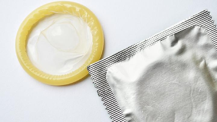 常用避孕方法哪个效果最理想 中断性交比杀精剂更好么