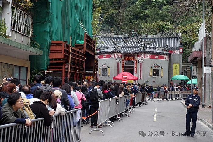 伦常惨案：花季少女被母献祭神棍控制16年，最后亲手毒死一对儿女 - 11