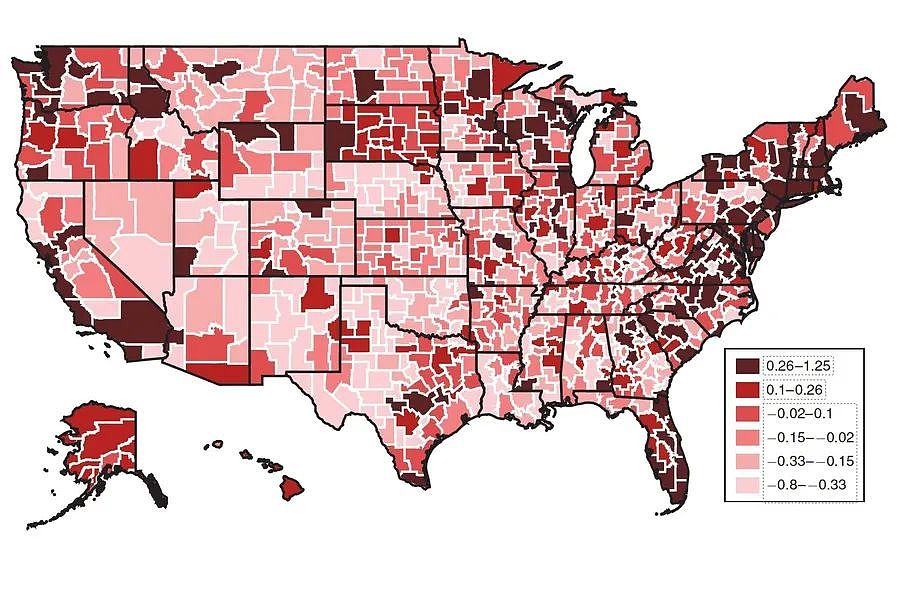 经济学家进行了一项新的研究，发现美国的一些地区比别的地区更能延长老年人的寿命。在这张地图上，更深的红色区域对老年人的寿命有着更积极的影响。| 图片来源：Finkelstein et。 al。