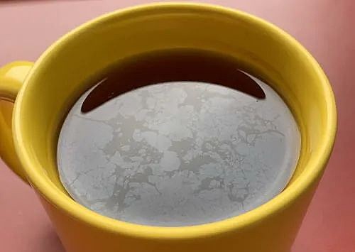 茶水表面有层膜，是茶脏了还是茶杯脏了？ - 4