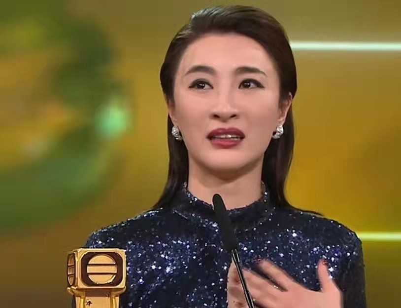 开心！视后林夏薇认创造历史，成站上TVB最高领奖台的首位内地演员 - 4
