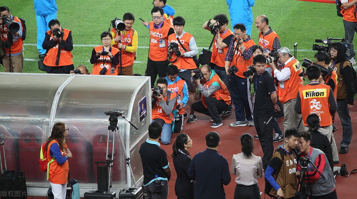 中国足球凄惨，韩国媒体看笑话！郑智兼任教练，被指是落败的迹象 - 4