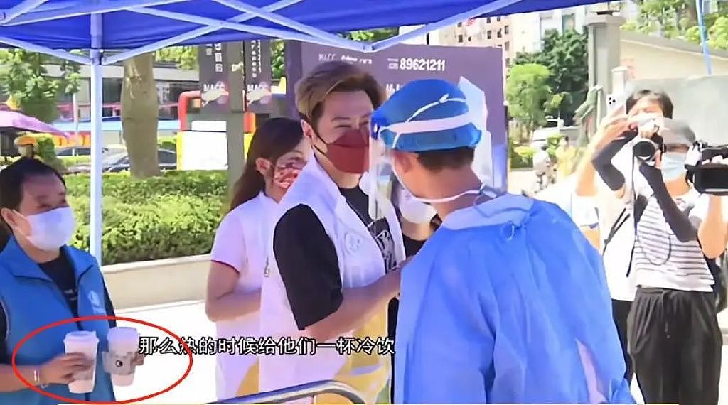 广州疫情下的港星：有人当防疫志愿者，TVB视帝排队做核酸无人识 - 19