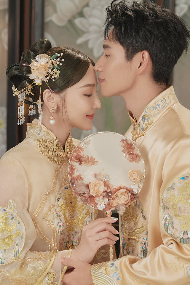 魏晨于玮22日举行婚礼，摄影师再公开新结婚照，两人用情侣英文名超甜蜜 - 7