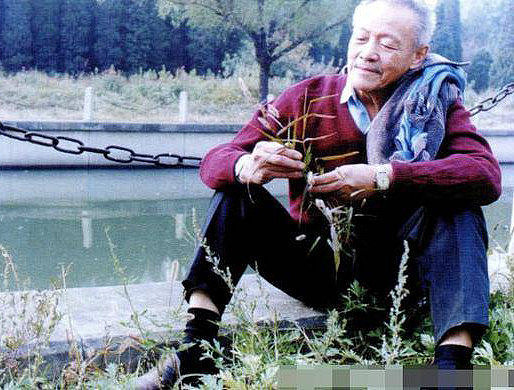 著名表演艺术家方辉去世，享年94岁，两年前受访时身体非常硬朗 - 8
