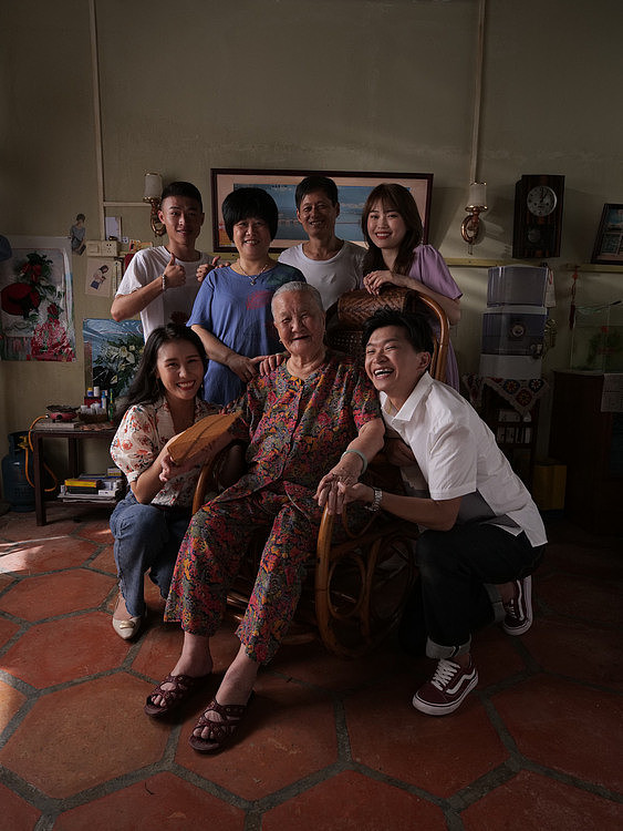 潮汕电影《带你去见我妈》来自导演的信 讲述演员一家人诞生记 - 8