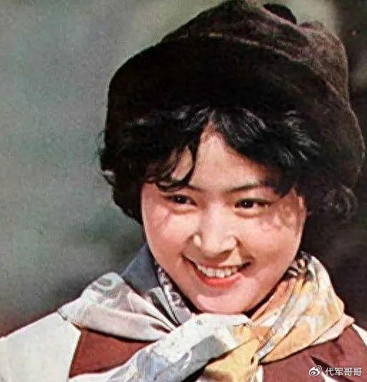 80年代当红女星陈鸿梅，巅峰时嫁高干子弟，如今过得怎样了？ - 7