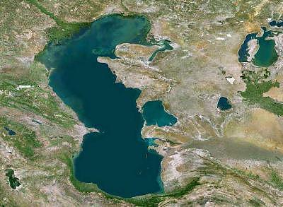 同样都是咸水湖，为什么里海被称为海，青海湖却叫作湖？