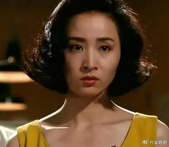 演员于莉：曾是马景涛挚爱，被大佬打掉子宫，至今无人敢娶 - 29