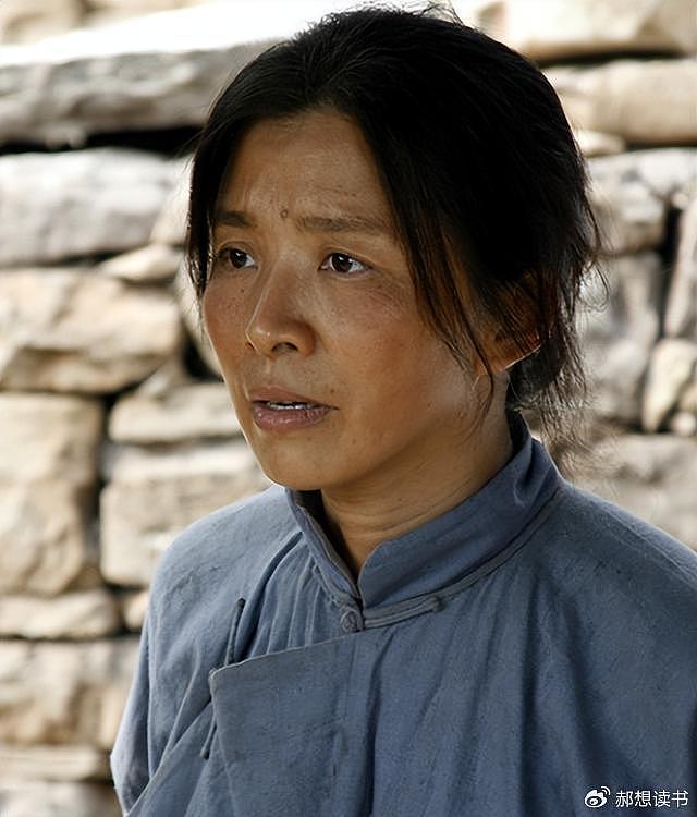 倪萍的闺蜜迟蓬，戏里农村大妈，戏外一枝花，出道42年淡泊名利 - 9
