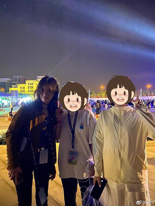 原来五一时候就有网友在音乐节看到了李庚希和杨润泽，还分别和两个人合影了 - 4