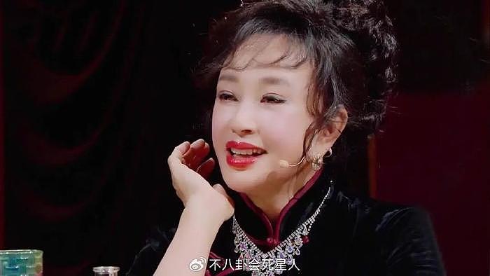 刘晓庆又被骂惨了，73岁还想演“妲己”，她们的不服老真尴尬 - 10