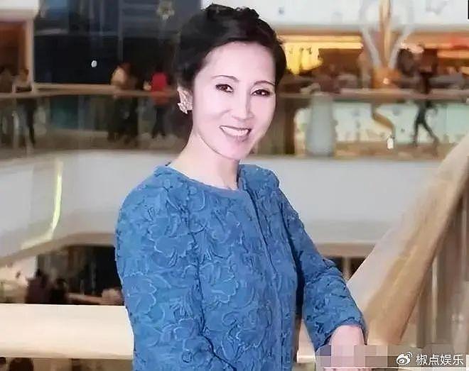 林宁：王家父子背后的女人，拿2000亿救万达，后拿1亿救王思聪 - 2