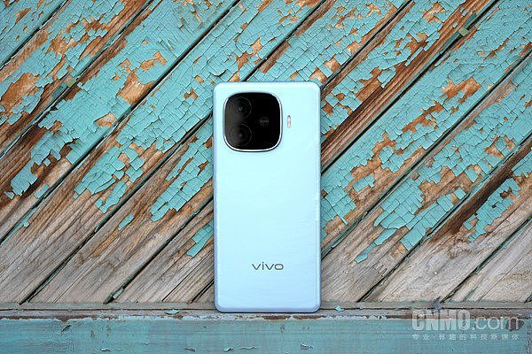 vivo Y200 GT：6000mAh电池 给手机装一个轻薄充电宝 - 10