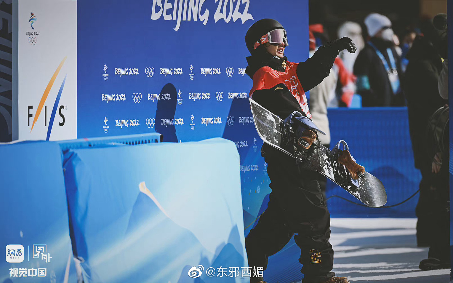 北京冬奥会单板滑雪男子坡面障碍技巧决赛…… - 5