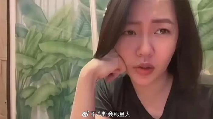 小S二女儿拍广告被抵制，曾说英文是母语，品牌方回应已撤广告牌 - 13