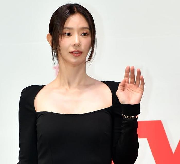 韩国知名女星透露，不知道自己在《泪水女王》中饰演的是“坏人” - 5