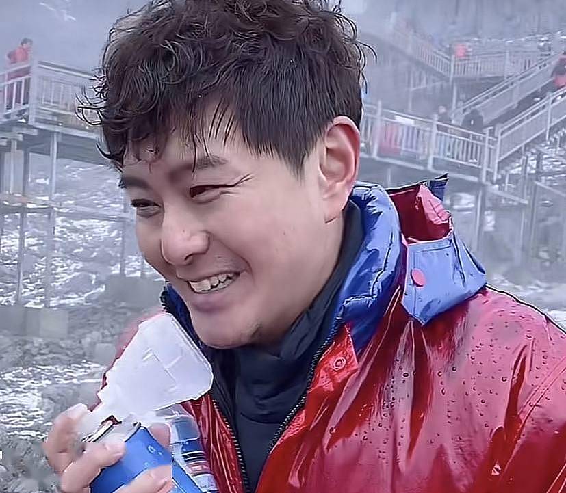 黄翠如迎40岁生日，丈夫萧正楠在4千米雪山上，吸氧唱生日快乐歌 - 3