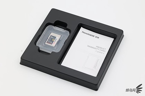宏驰荣耀极速80GB CFexpress Type A存储卡包装清单
