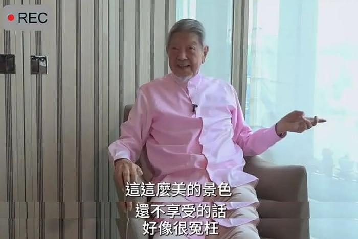 82岁香港名流独居酒店，称老婆去世是好事，曾交往超过60个女友 - 2