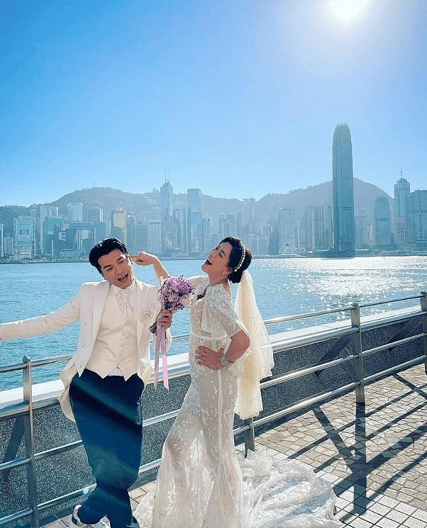 恭喜！婚照终曝光！TVB最受期待荧幕情侣将结婚！称全香港观众看着 - 2