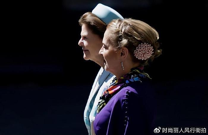 80岁瑞典王后访问墨西哥！穿橘子色礼裙身形纤细，满脸皱纹也优雅 - 12