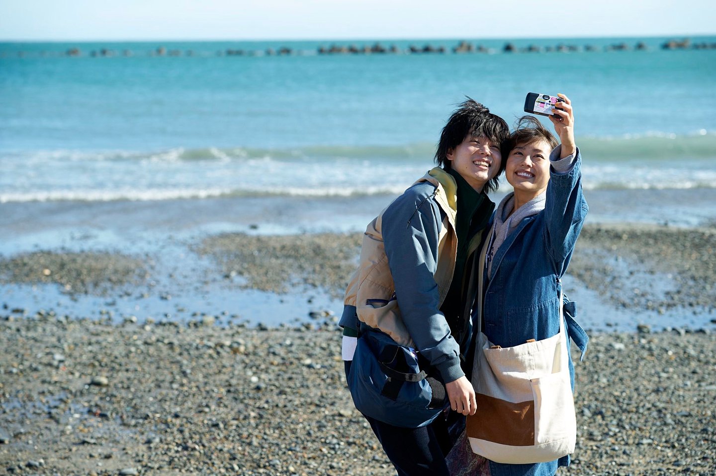 2月22日上映，《花束般的恋爱》，菅田将晖、有村架纯…… - 3