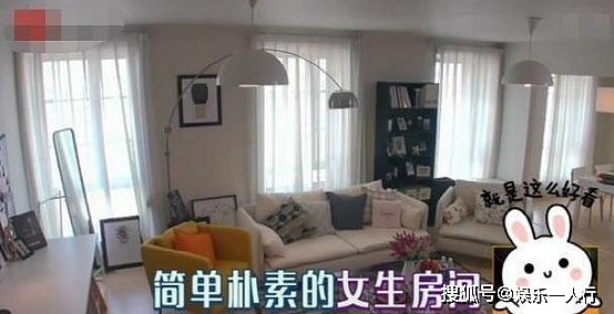 明星刘雯晒出自己的房子，内部设计很特别，看得出花了很多心思 - 2