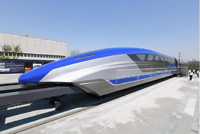 高铁最快时速多少公里（时速600公里 中国造出世界最快高铁）