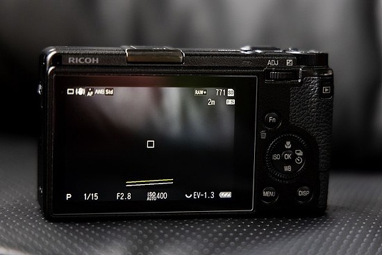 高颜值性能强 造型复古的数码相机推荐 - 9
