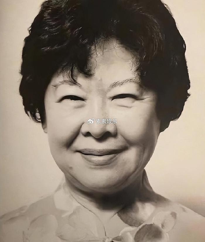 费翔93岁母亲在上海离世，晚年落叶归根，是漂泊一生的女强人 - 1
