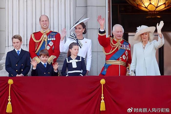 凯特王妃终于来了！带王室三宝出席庆典，穿白裙亮相瘦得让人心疼 - 2