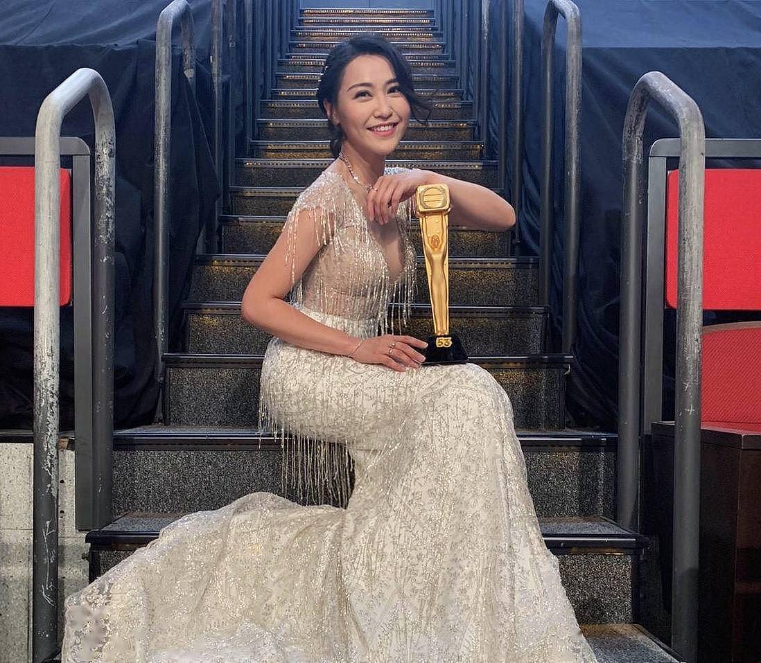 又走一个！33岁TVB著名女星宣布离巢，已转行成媒体主任月入6.7万 - 3