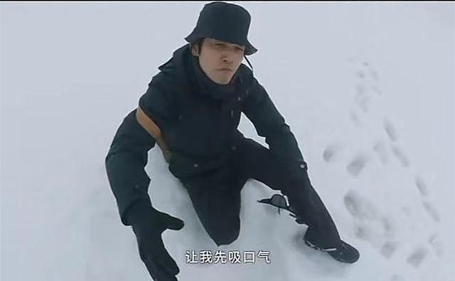 46岁钟汉良重走长征路，零下爬雪山环境艰险，走路手脚并用引泪目 - 6