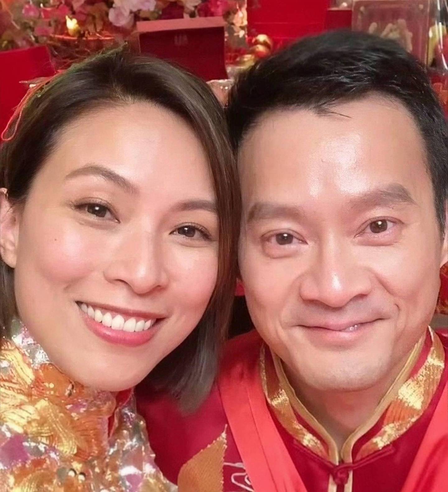 恭喜！香港著名女星结婚一周年补办中式婚礼，全程直播激动到飙泪 - 5