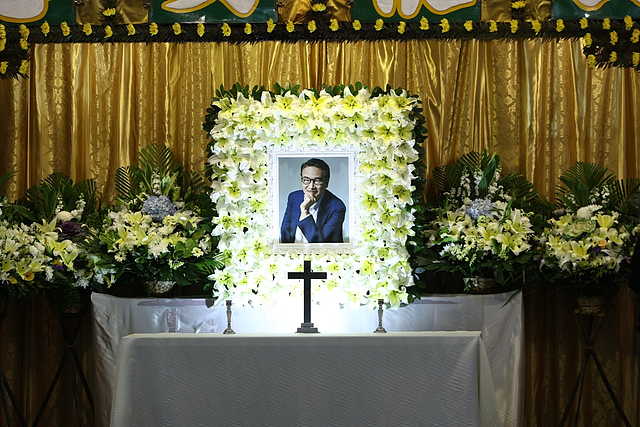 吴孟达离世一年仍未下葬，安葬地远在马来西亚，背后心酸原因曝光 - 10