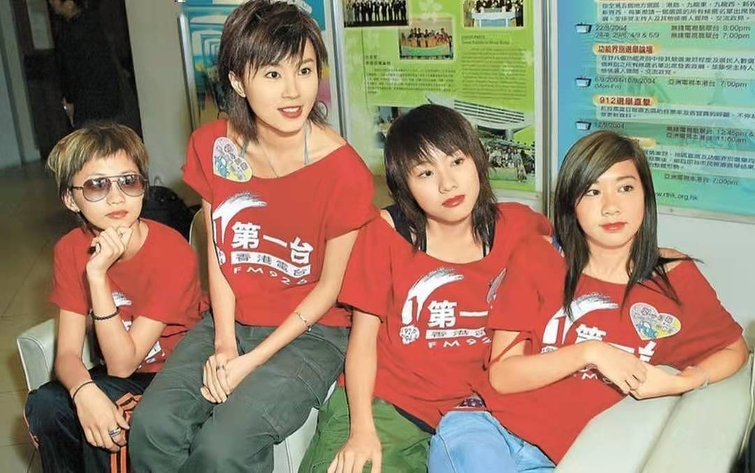 残酷！香港女星傅颖曝当年组合解散过程，称还曾被迫做擦边球动作 - 10