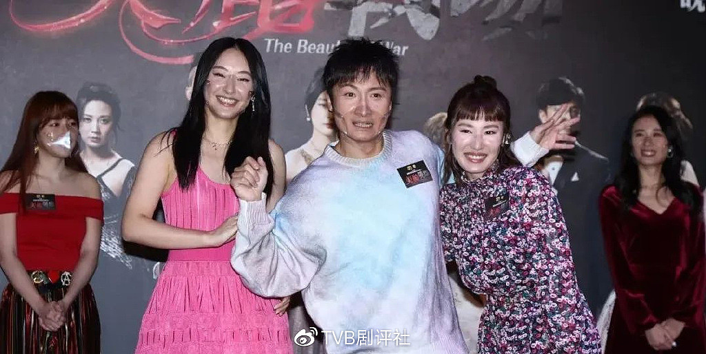 TVB台庆剧《美丽战场》备受争议，导演正面回应网友质疑 - 5