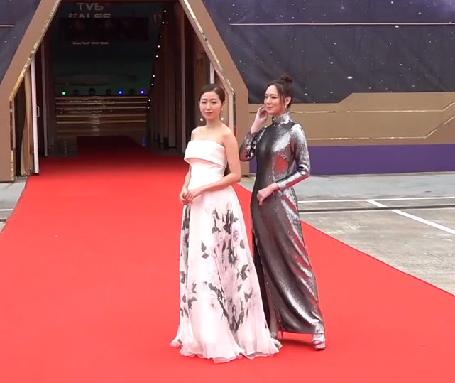 TVB2022年节目巡礼：明星们的打扮有点土，但采访环节是真敢讲 - 15