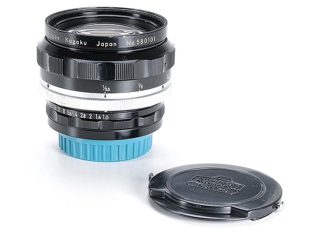 尼康镜头最高拍卖价：Nikkor 58mm f/1.0拍出约130万元 - 2