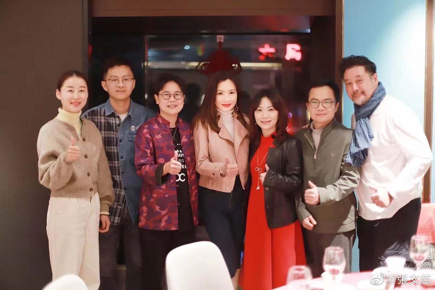 50岁亚姐张文慈告别上海，在广州签约新公司，王祖蓝疑是老板之一 - 2