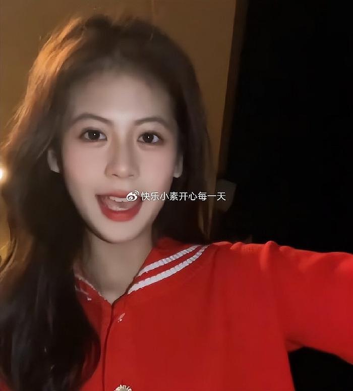 翁虹16岁女儿准备出道，酷爱做美食，遗传了妈妈的高颜值 - 7