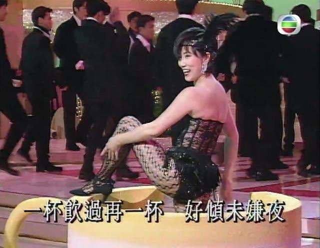 细数历年TVB台庆经典瞬间，肥姐表演踩鸡蛋，梁朝伟用牙拉小货车 - 5