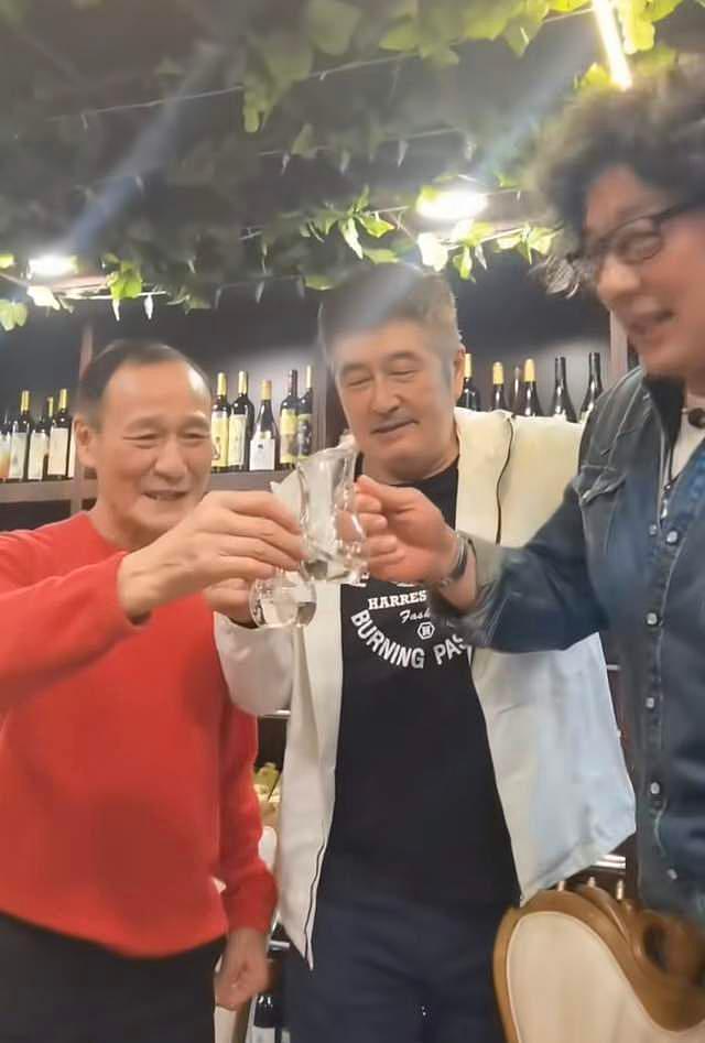 76岁港圈大佬陈惠敏露面，患肺癌仍与林威饮白酒，曾与李小龙齐名 - 7