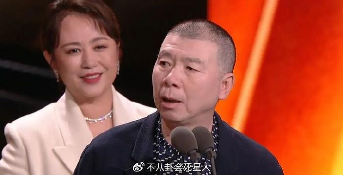 65岁冯小刚又坐第二排，从独孤求败到透明人，他的结局已注定 - 13