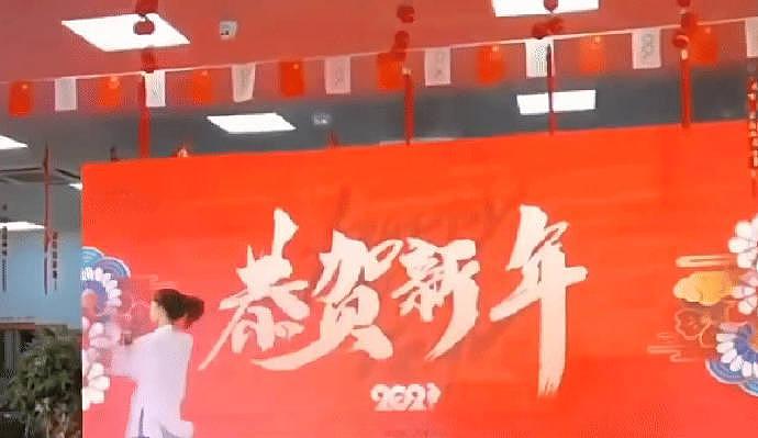 黄雨婷掌管体育生的神 射击➡️拿下今年奥运冠军 - 4