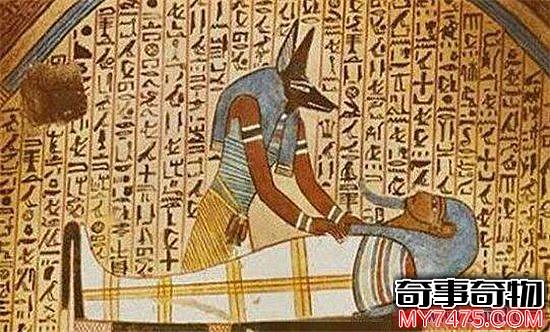 十大埃及金字塔未解之谜（法老的咒语）