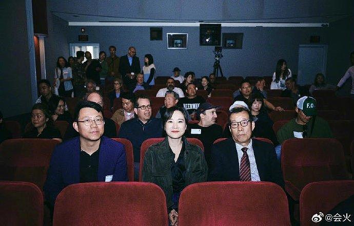 吴彦祖今日出席贾玲《热辣滚烫》在好莱坞片场举行的影片交流会… - 4